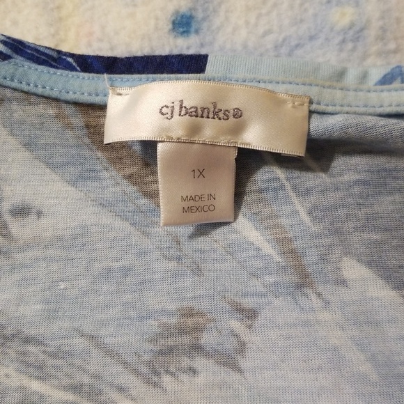 Shirt - Picture 2 of 2